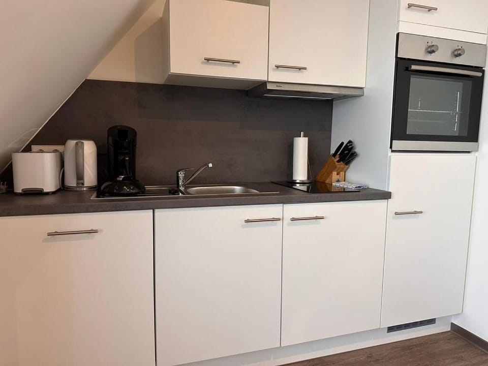 Family Studio | Premium bedding, in-room safe, laptop workspace, soundproofing