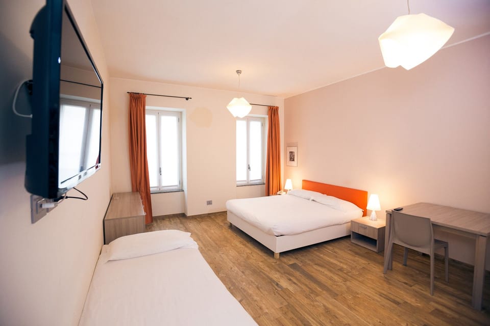 Standard Triple Room, Accessible, Non Smoking | Desk, soundproofing, free WiFi, bed sheets