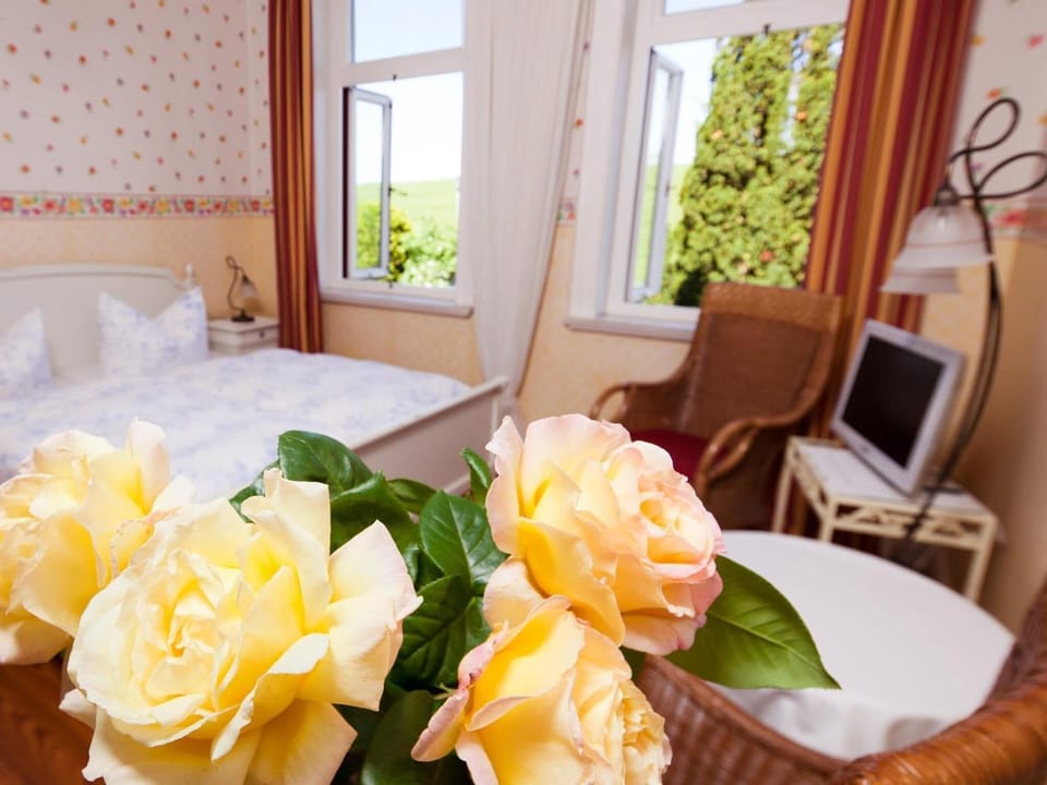 In-room safe, desk, free WiFi, bed sheets