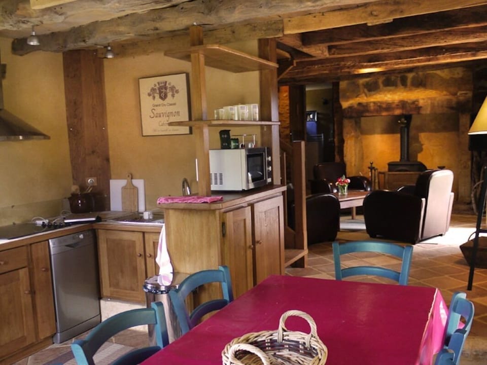 Superior Cottage, Ensuite, Garden View (Maison Milou) | Restaurant