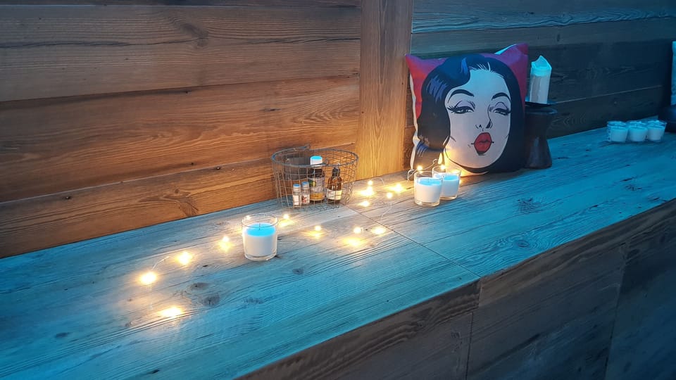 Sauna, Turkish bath, body treatments, aromatherapy, hot stone massages