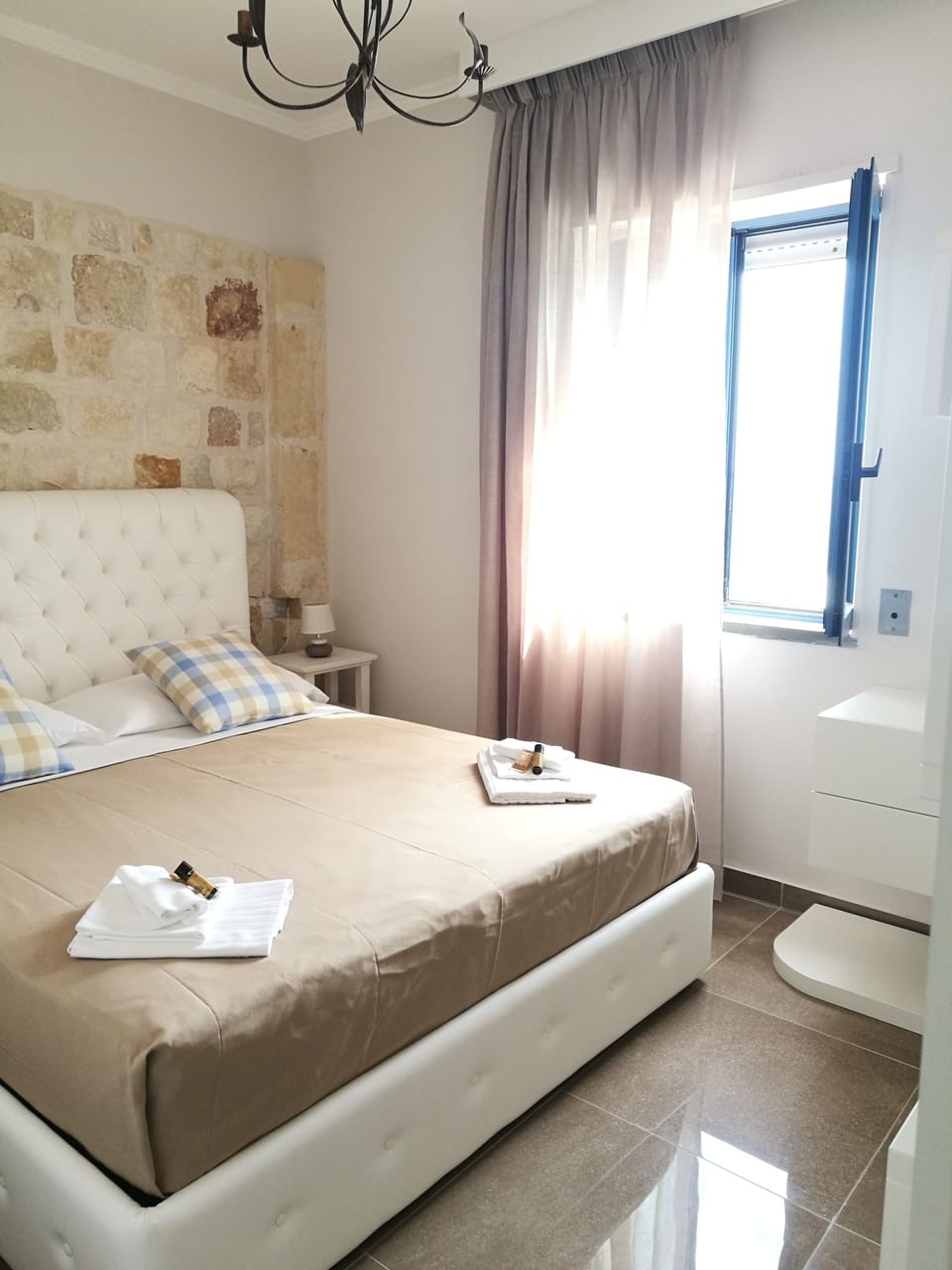 Apartment, 2 Bedrooms | 1 bedroom, desk, laptop workspace, blackout drapes