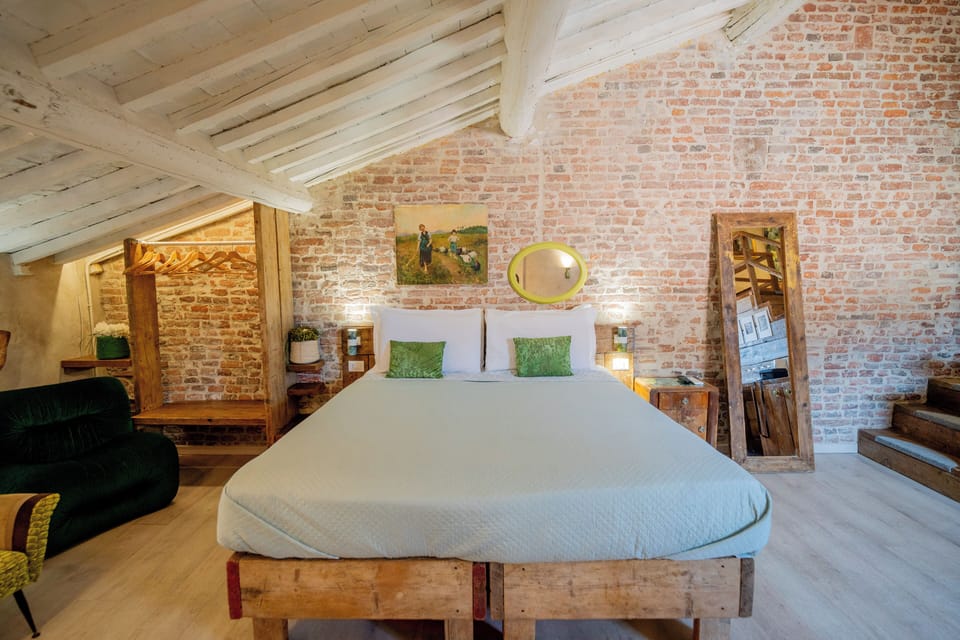 Deluxe Quadruple Room, 1 Bedroom (Green Room) | Frette Italian sheets, premium bedding, down comforters