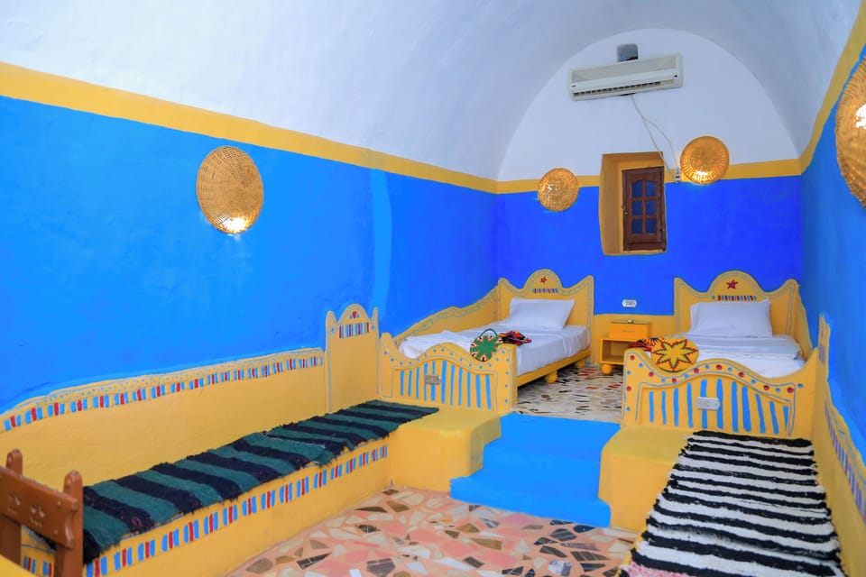 Legacy Twin Beds Room | Free minibar items, individually decorated, desk, free WiFi