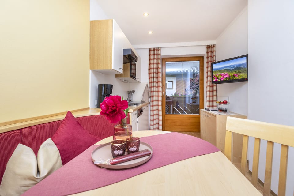 Classic Apartment, 2 Bedrooms | Private kitchen | Fridge, microwave, stovetop, dishwasher