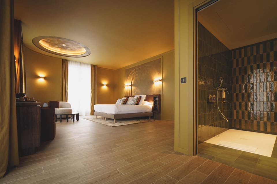 Junior Double or Twin Room, 1 Bedroom | Premium bedding, minibar, in-room safe, soundproofing