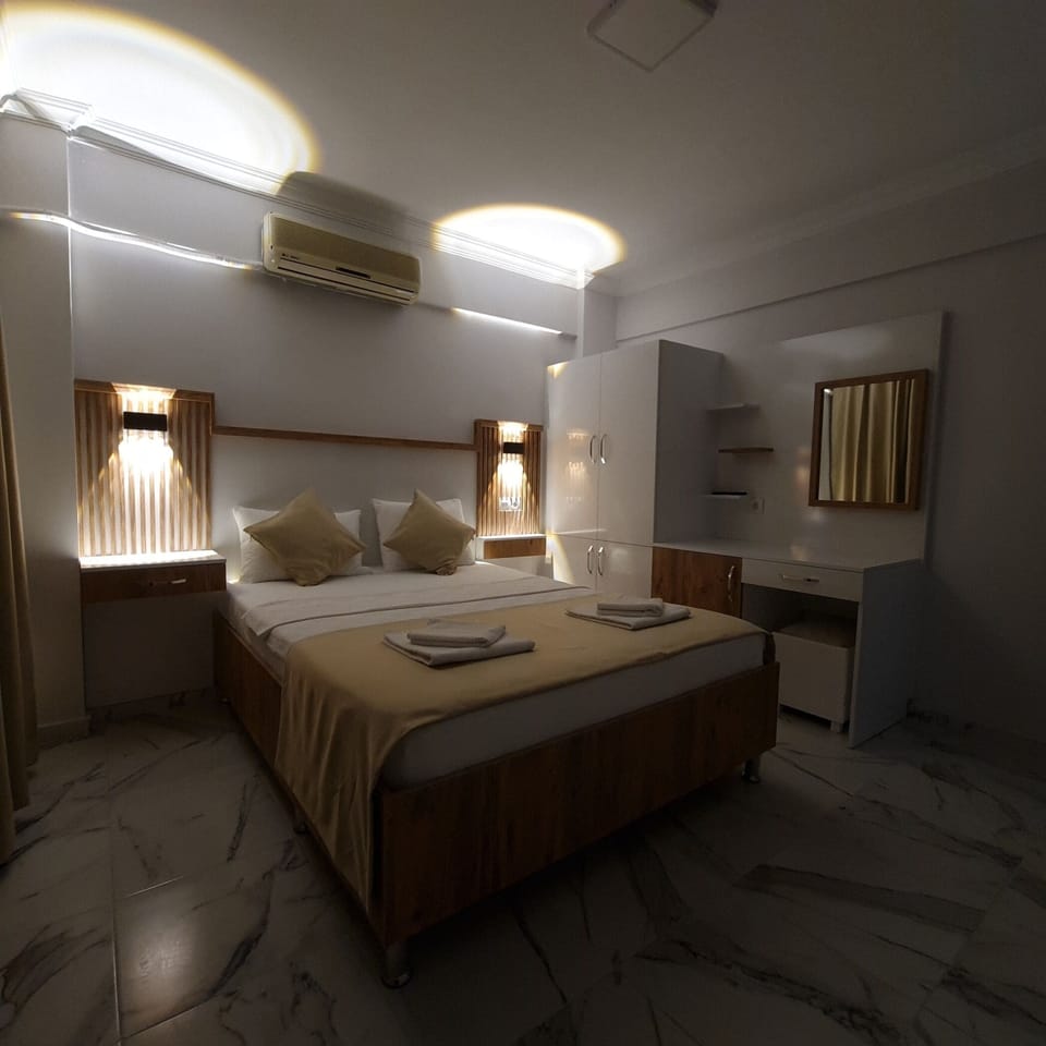 Standard Double Room, City View | Iron/ironing board, free WiFi, bed sheets