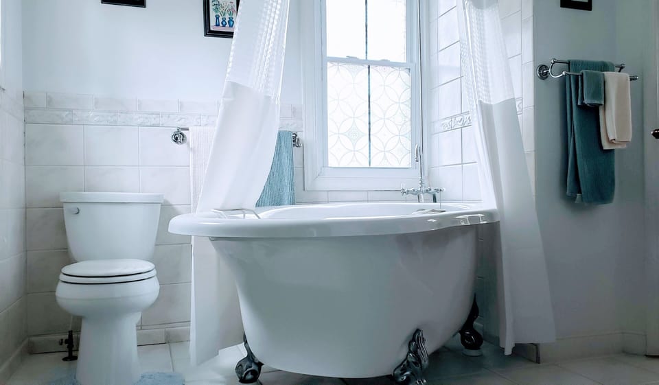 Free toiletries, hair dryer, bathrobes, towels