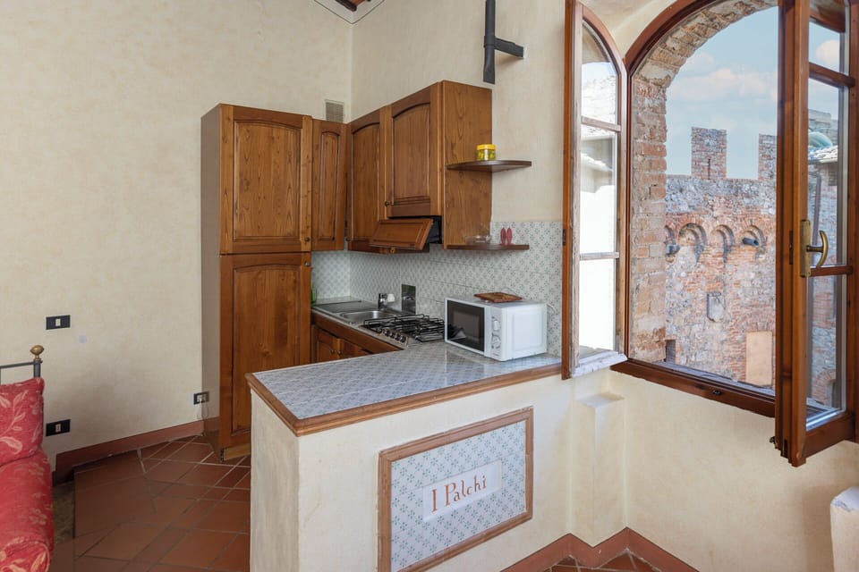 Apartment, 3 Bedrooms | Private kitchen