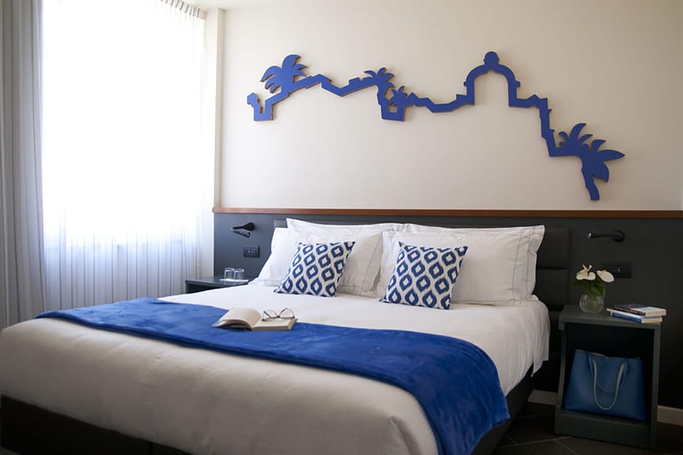 Classic Double or Twin Room, 1 Bedroom, Private Bathroom, City View | Premium bedding, in-room safe, desk, blackout drapes