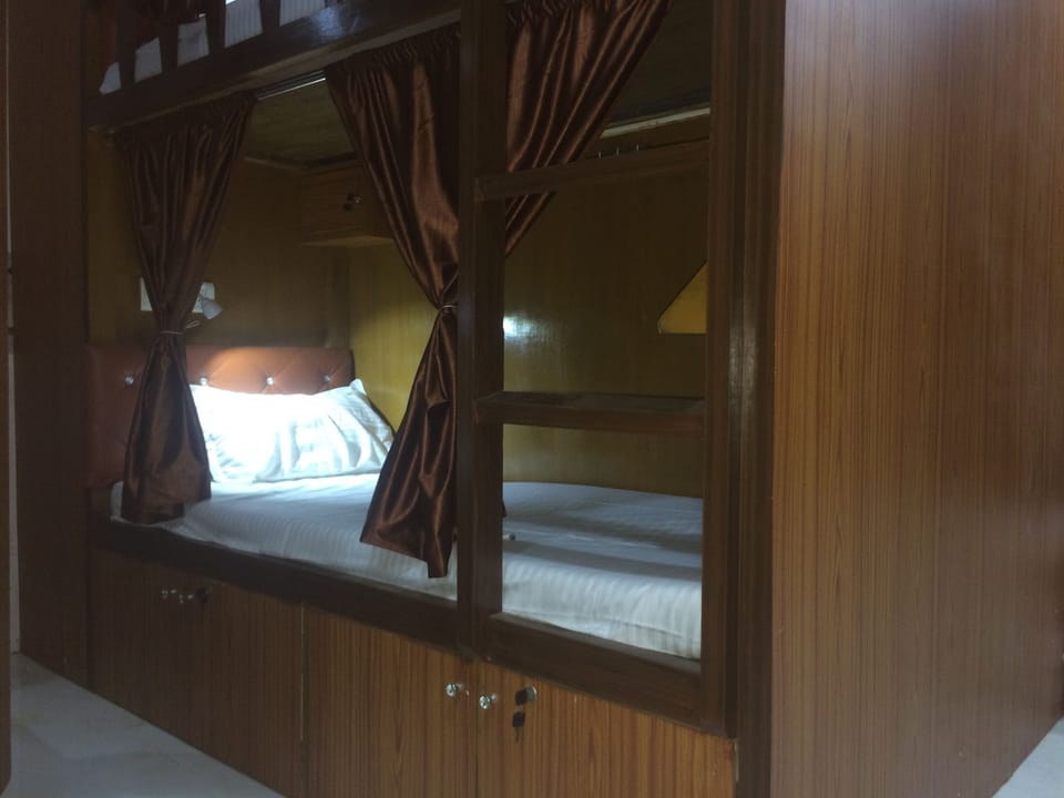 Basic Shared Dormitory, 1 Twin Bed, City View | In-room safe, desk, soundproofing, iron/ironing board