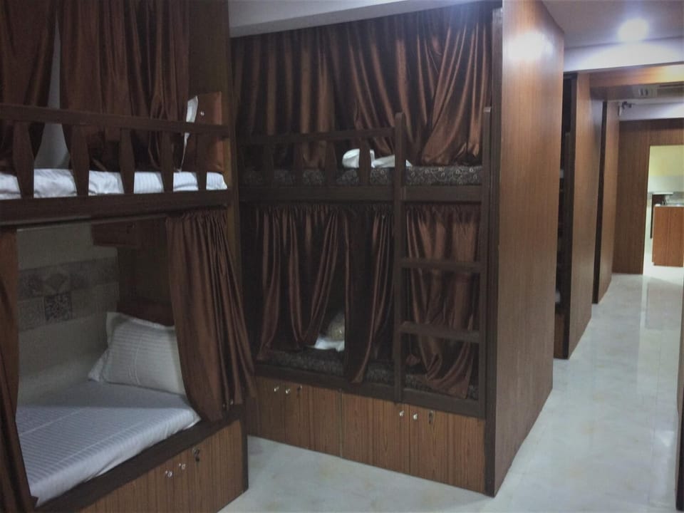 In-room safe, desk, soundproofing, iron/ironing board