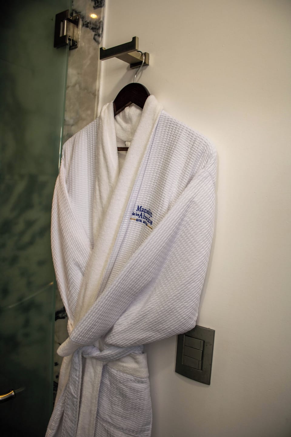 Single Room | Bathroom | Shower, hair dryer, towels