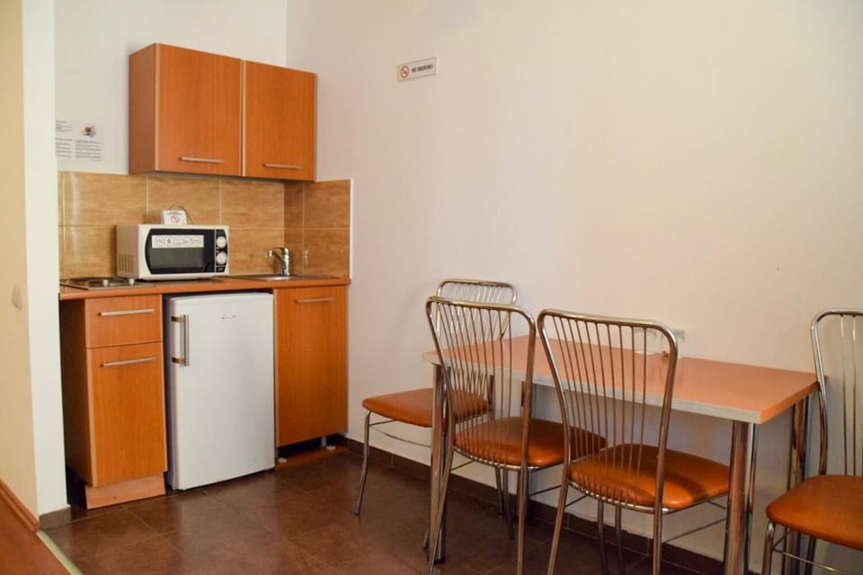 Standard Room | Private kitchen | Fridge, microwave