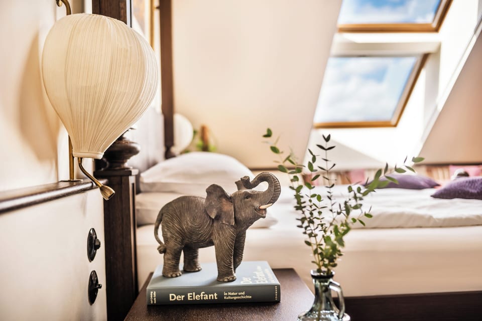 Premium Double Room | Hypo-allergenic bedding, pillowtop beds, minibar, in-room safe
