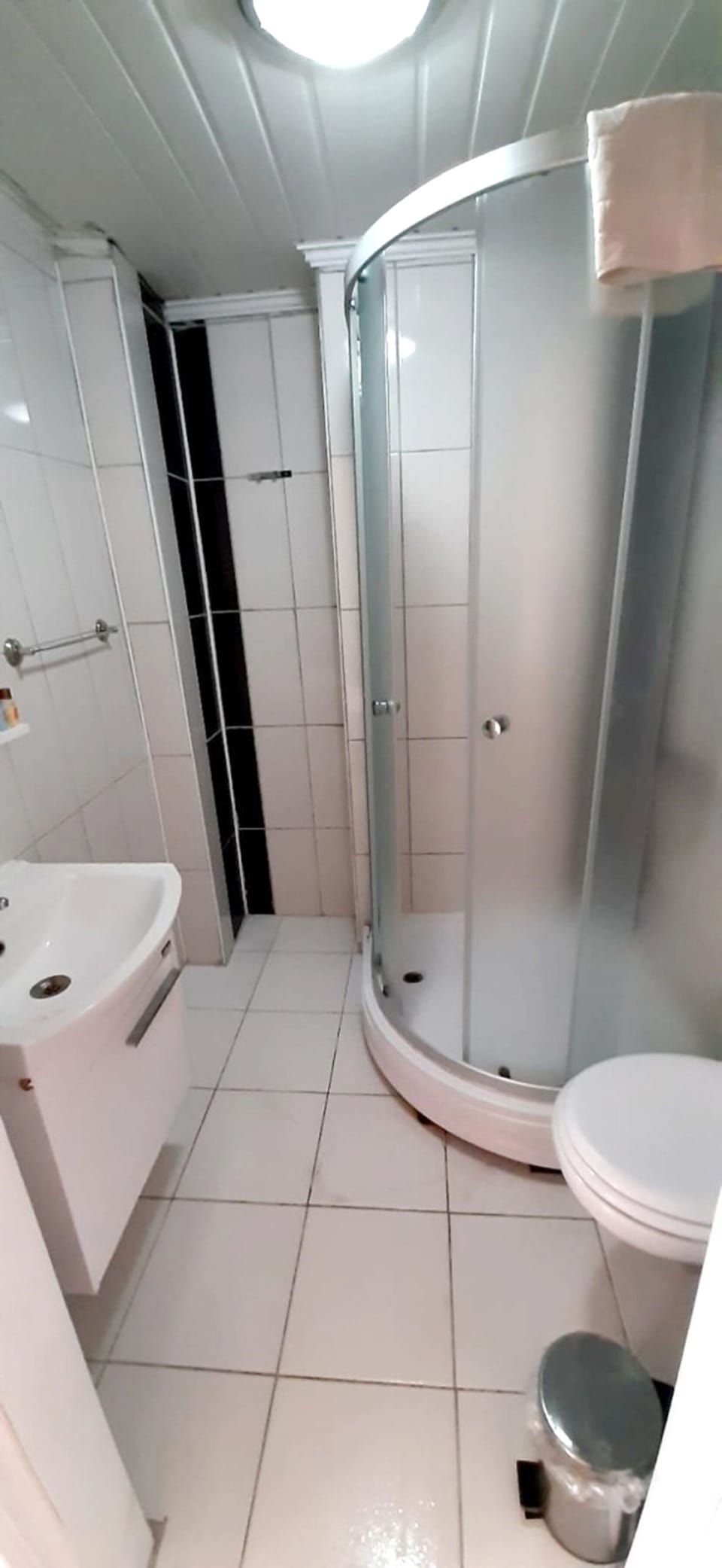 Shower, free toiletries, hair dryer, slippers