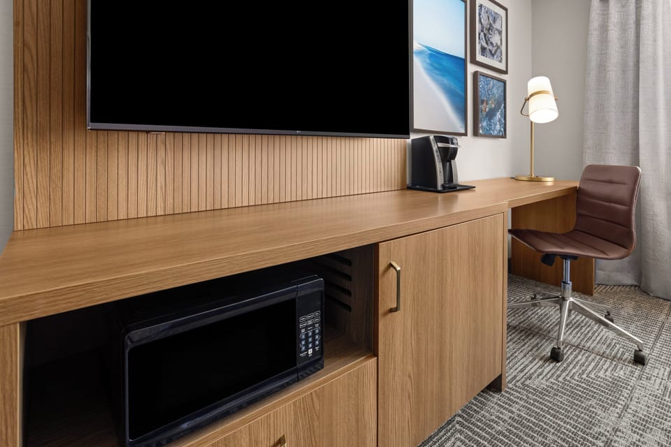 Premium bedding, pillowtop beds, desk, blackout drapes