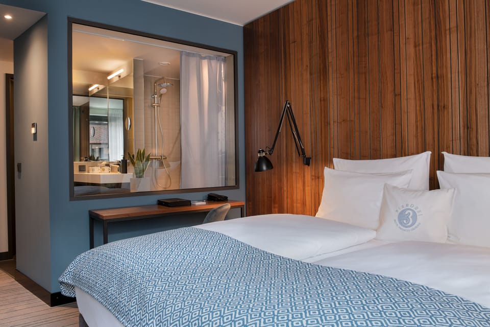 Medium Plus | Premium bedding, down comforters, minibar, in-room safe