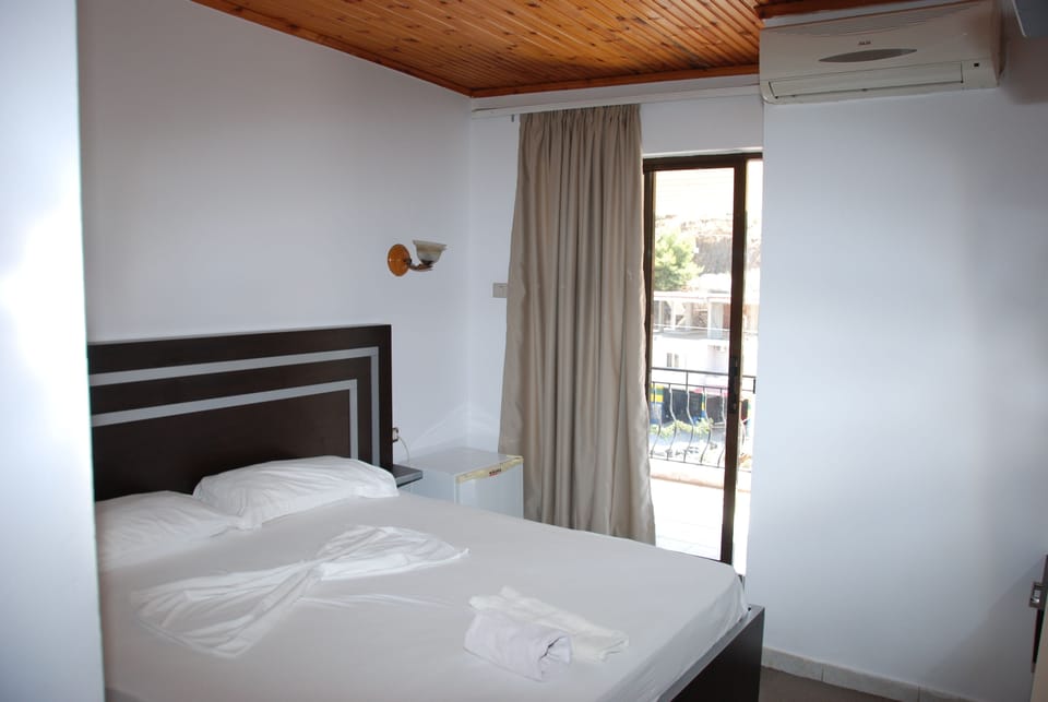 Hotel Freskia Hotel in Sarandë