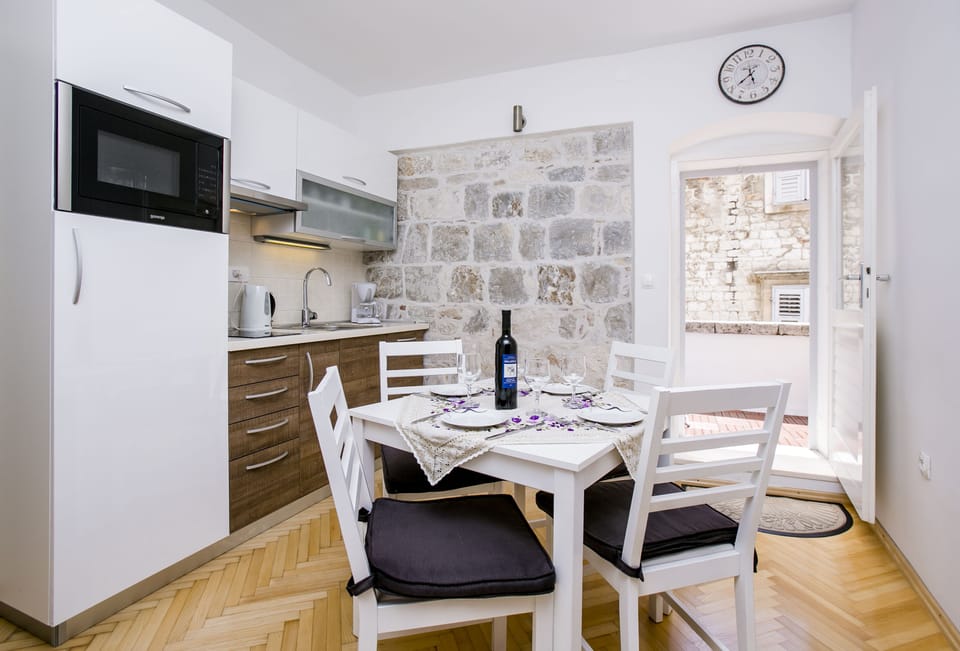 Deluxe Apartment, 2 bedrooms (at address Ispod ure 3) | Private kitchen | Fridge, coffee/tea maker, electric kettle