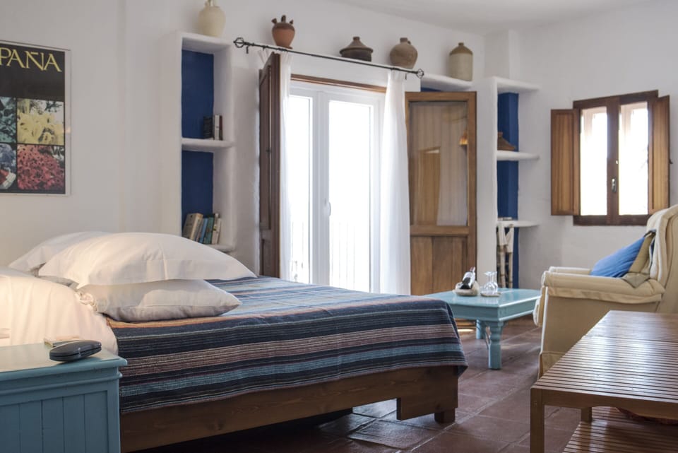 Luxury Double or Twin Room, 1 King Bed, Mountain View | Egyptian cotton sheets, premium bedding, down comforters, minibar