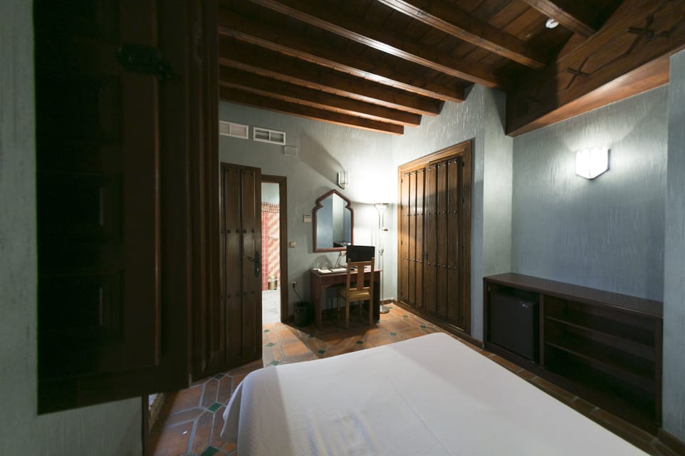 Double Room Single Use | Premium bedding, minibar, in-room safe, desk