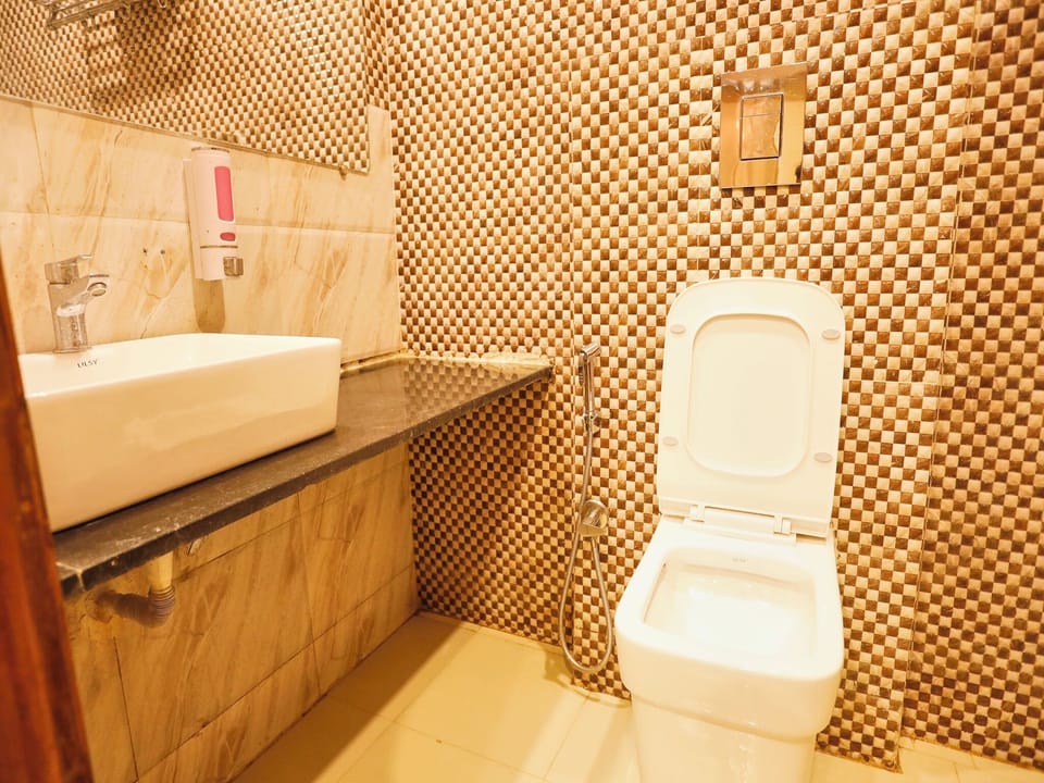 Hotel Gold Star Inn Hotel in New Delhi