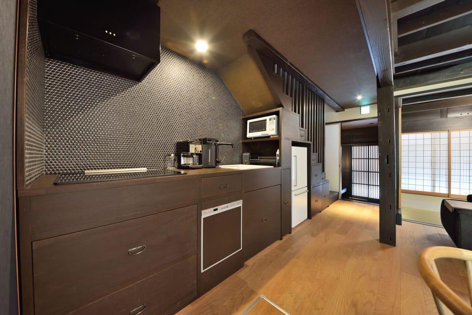 Private Vacation Home | Private kitchenette | Fridge, microwave, stovetop, dishwasher