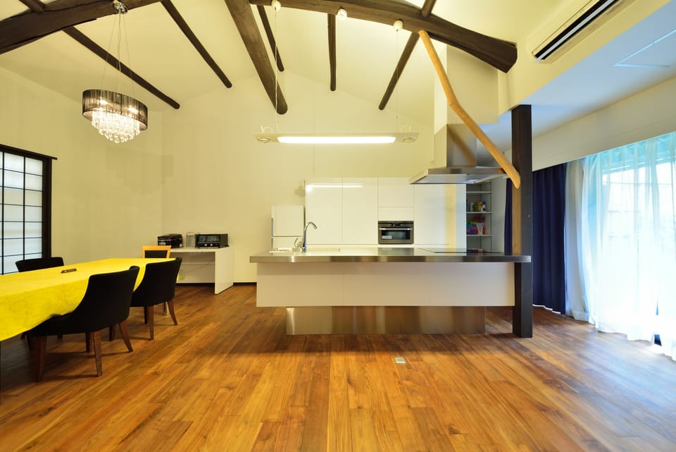 Private Vacation Home | Private kitchen | Full-size fridge, microwave, oven, stovetop