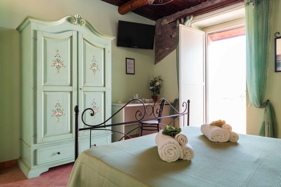 Room amenity