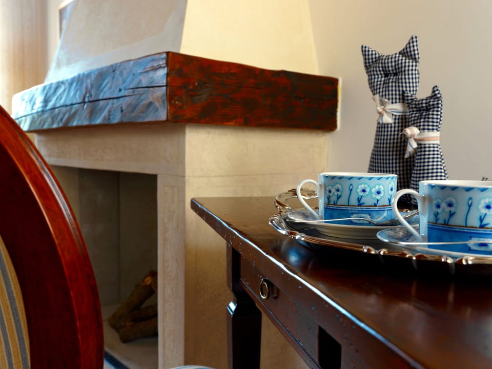 Superior Double Room | Individually furnished, desk, cribs/infant beds, bed sheets