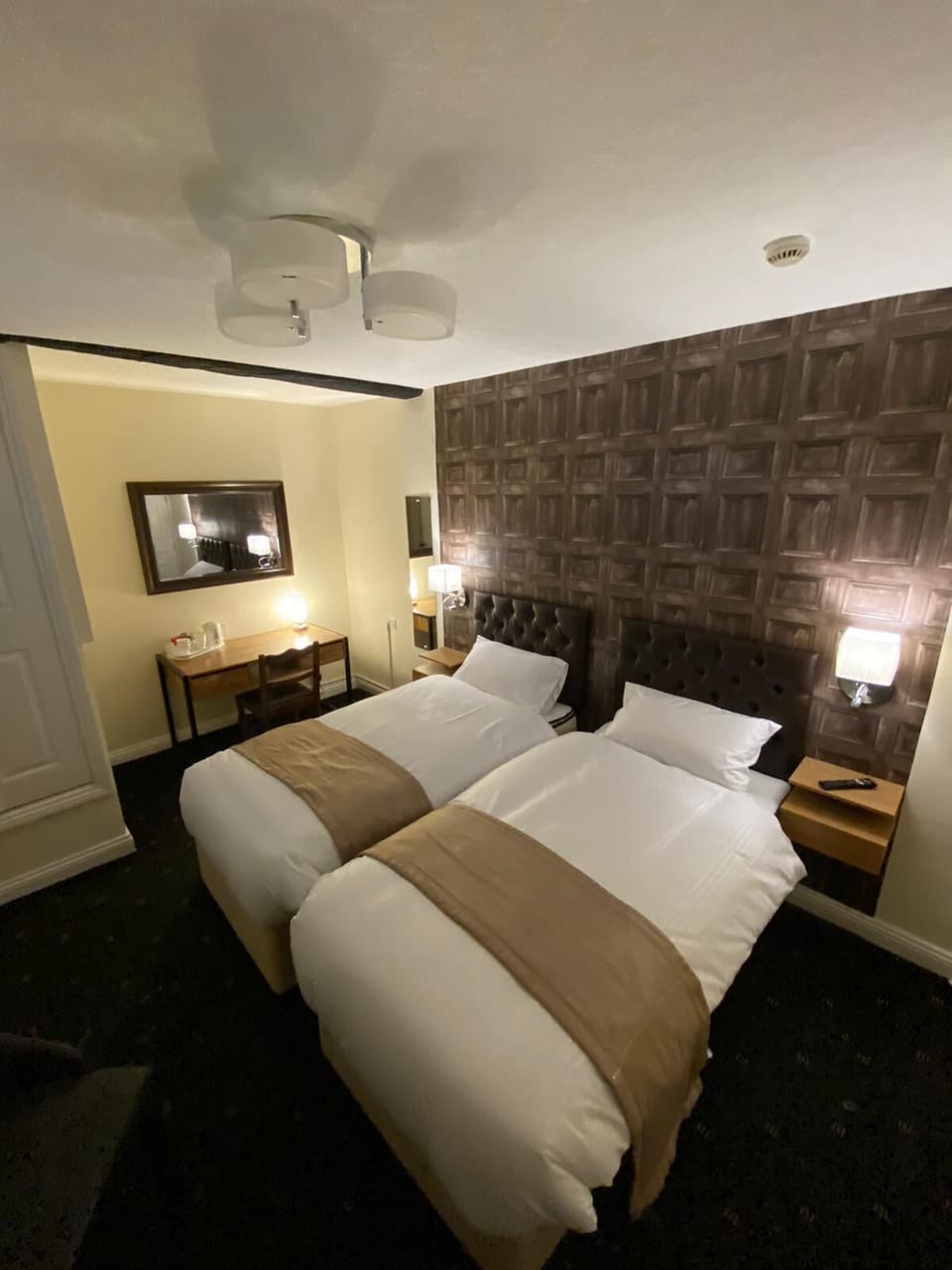Comfort Twin Room, Ensuite (Room 2 Twin Room)