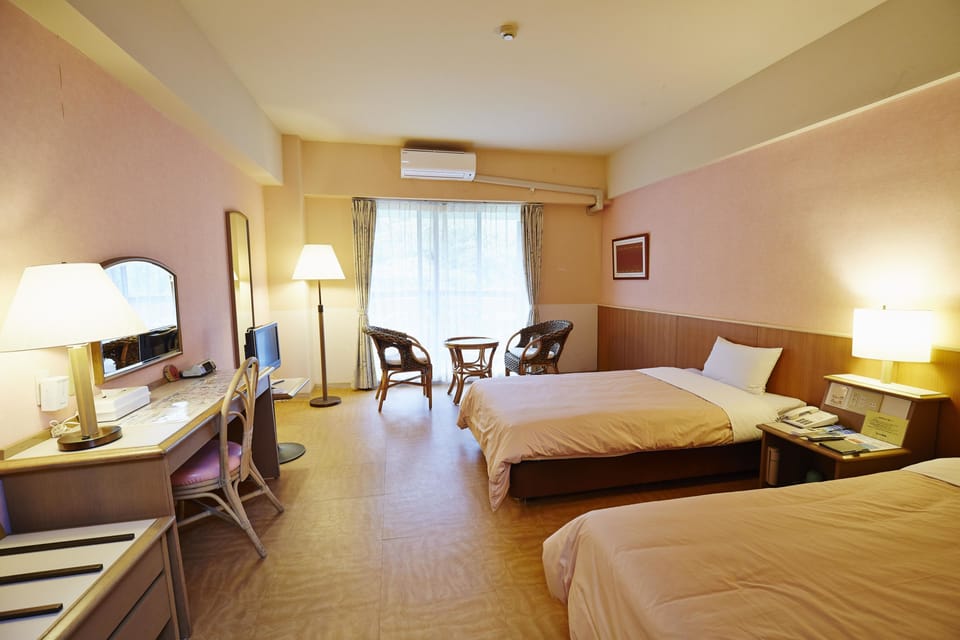 In-room safe, desk, free WiFi, bed sheets