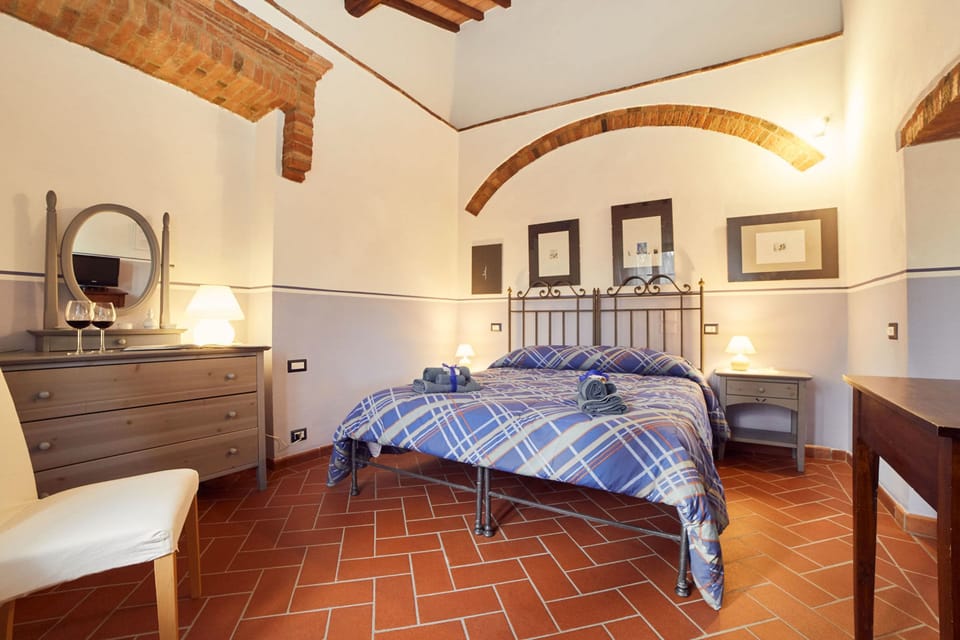 Deluxe Double Room | Premium bedding, desk, laptop workspace, soundproofing