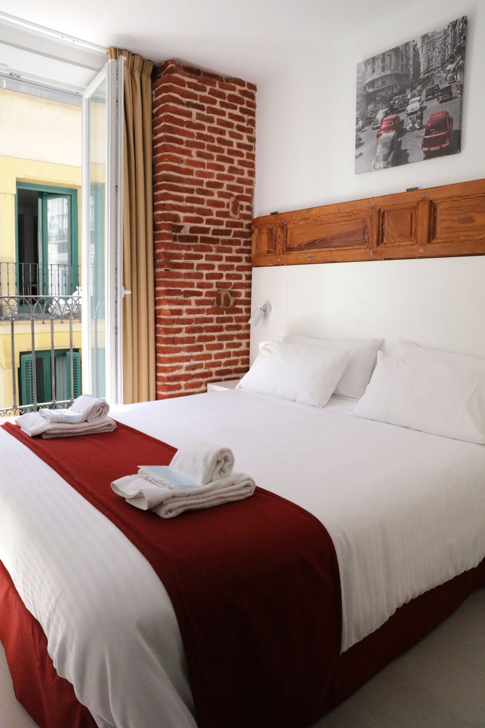 Double Room, Balcony | Premium bedding, in-room safe, soundproofing, free WiFi
