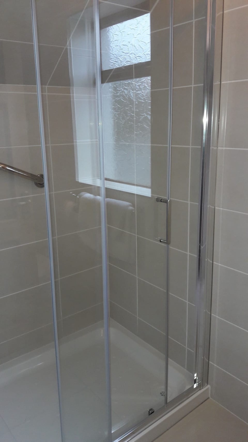 Quadruple Room | Bathroom shower