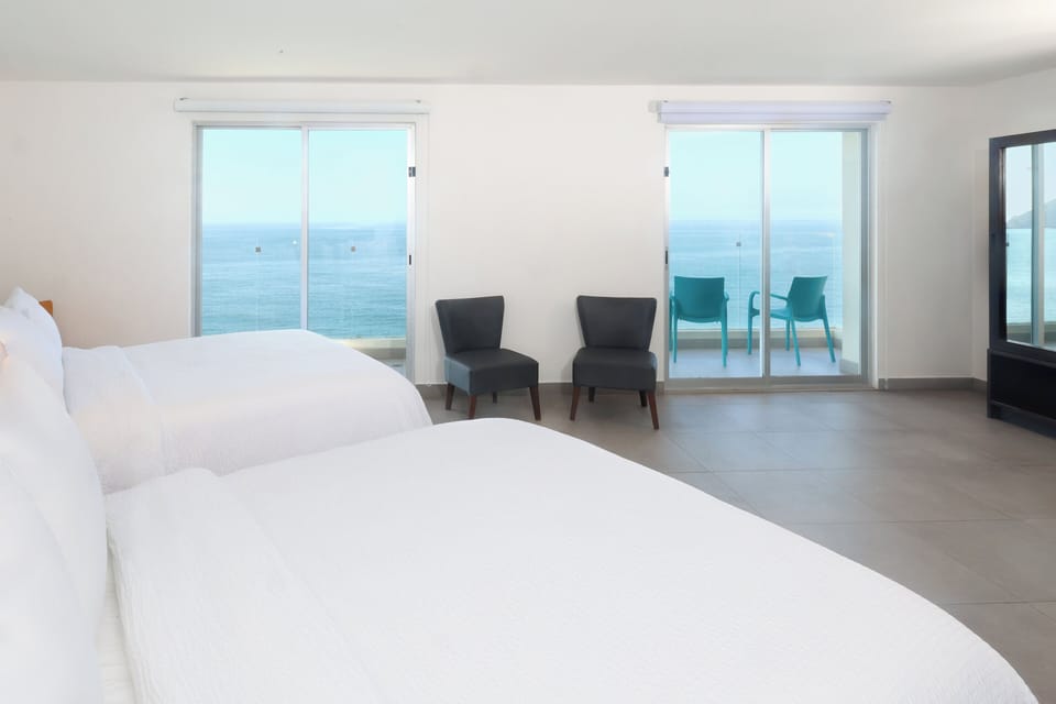 In-room safe, desk, laptop workspace, soundproofing