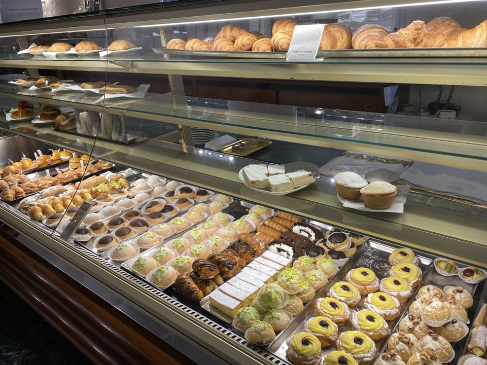 Free daily full breakfast