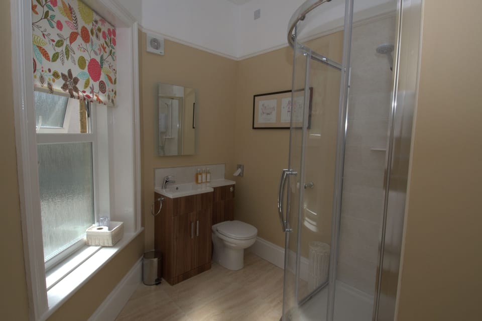 Westbury Lodge Bed and Breakfast in Shanklin