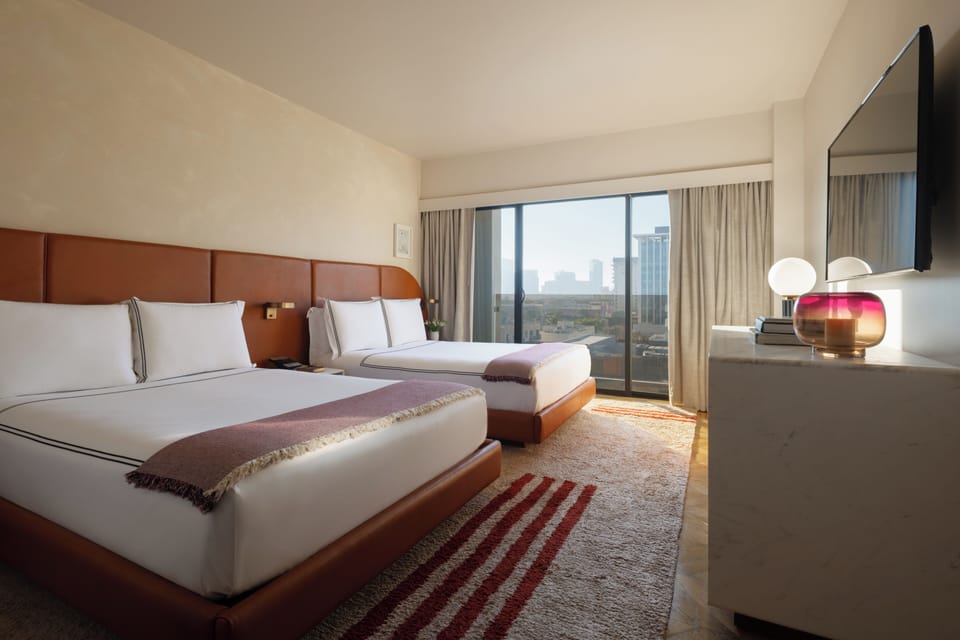 Premium bedding, minibar, in-room safe, iron/ironing board