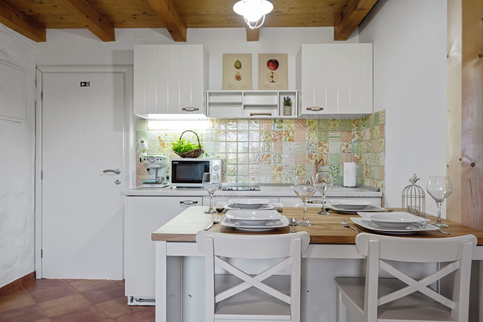 Family Apartment | Private kitchen | Oven, espresso maker, electric kettle, cookware/dishes/utensils