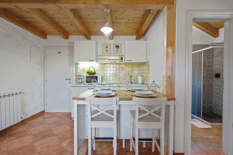 Family Apartment | Private kitchen | Oven, espresso maker, electric kettle, cookware/dishes/utensils