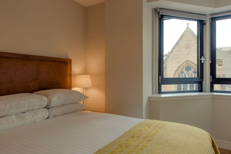 PREMIER SUITES PLUS Glasgow Bath Street Apartment in Glasgow