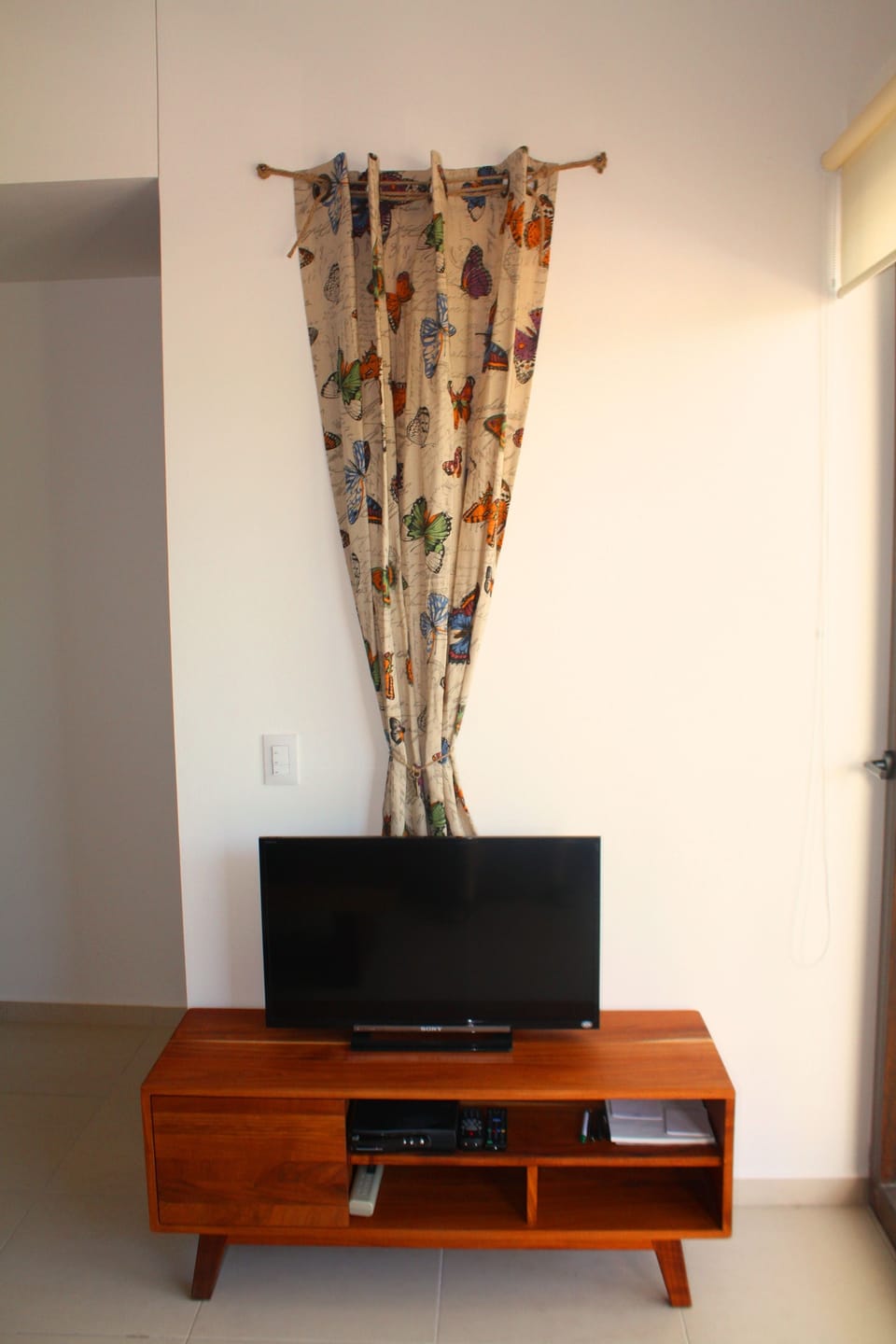 Romantic Condo, 2 Bedrooms, Kitchen, Beachside | Room amenity