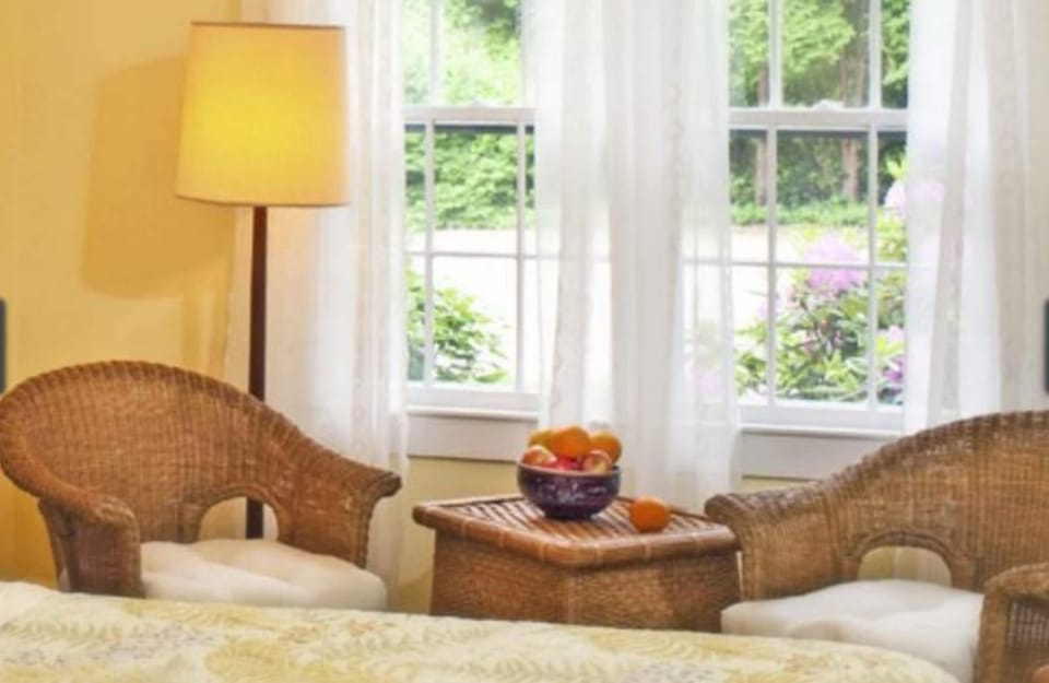 Room, Private Bathroom (Two Fish) | Free WiFi, bed sheets