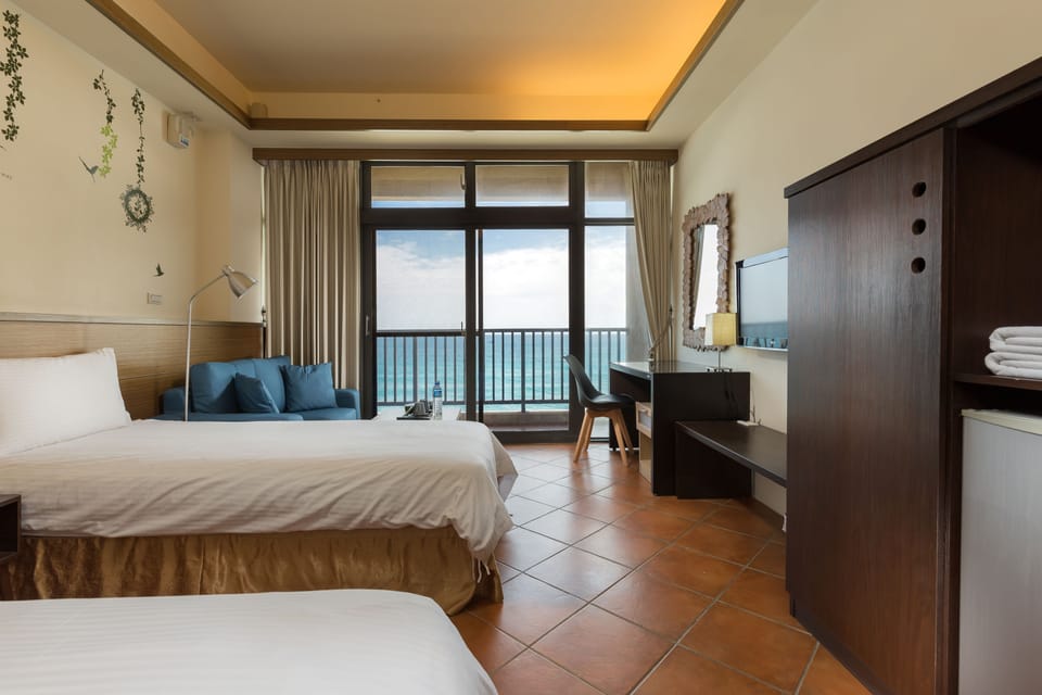 Standard Double or Twin Room, 2 Twin Beds | Premium bedding, individually decorated, individually furnished, desk