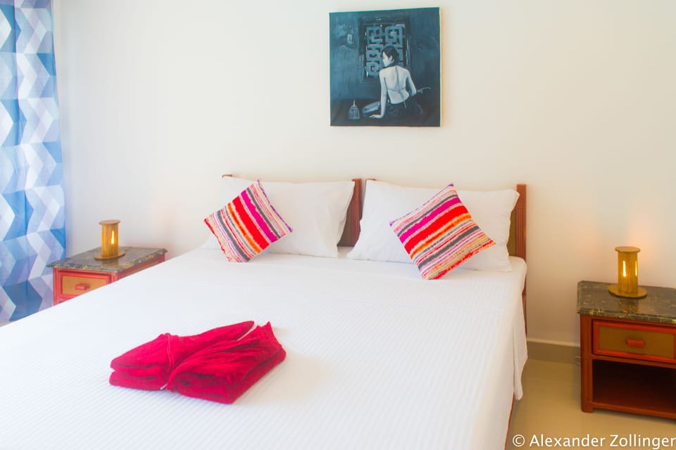 Deluxe Room | Minibar, in-room safe, desk, free WiFi