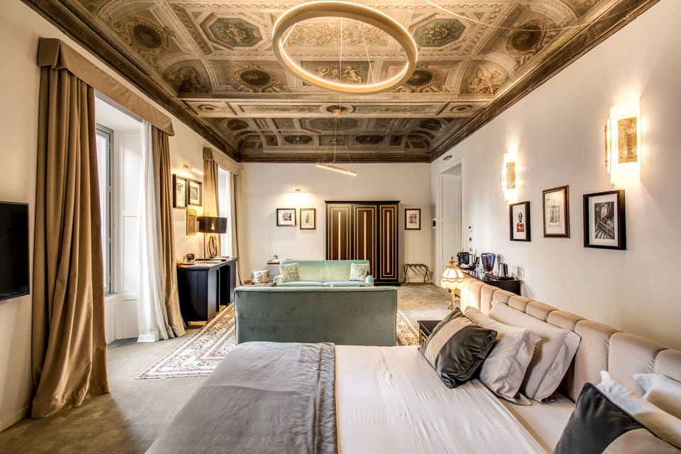 Presidential Suite | Premium bedding, down comforters, minibar, in-room safe
