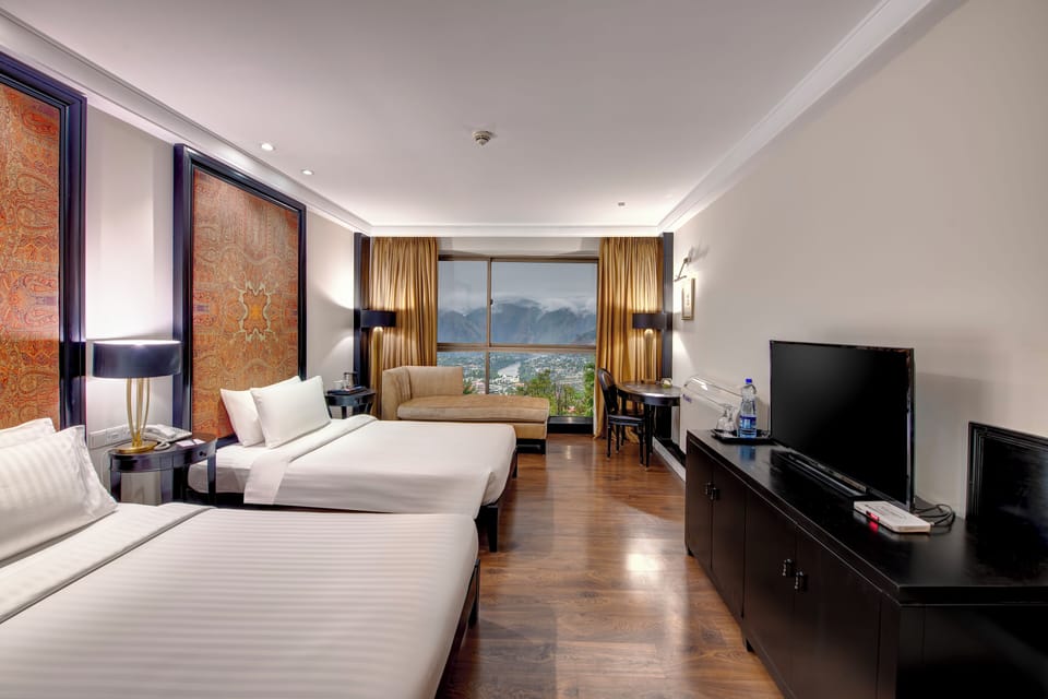 Executive Double Room | Minibar, in-room safe, desk, iron/ironing board (on request)