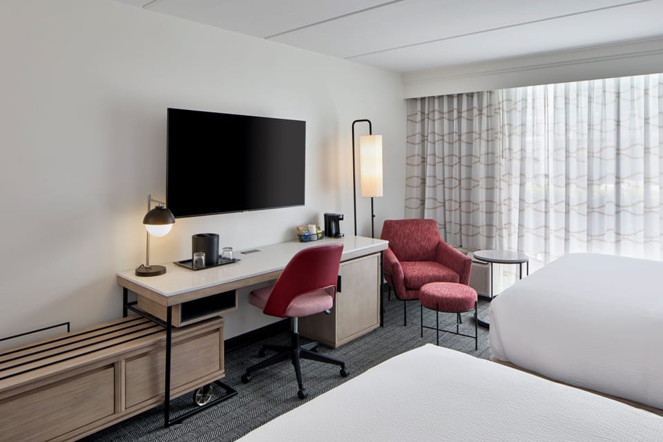 In-room safe, desk, iron/ironing board, WiFi (free)